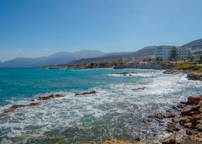 Golden Sun Center Apts *