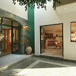 Hello Golden Sun Center Apts * Херсониссос