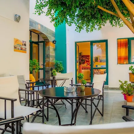 Golden Sun Center Apts Херсонісос