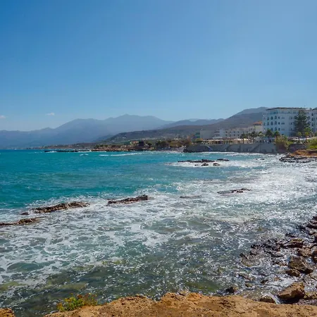 Golden Sun Center Apts * Hersonissos (Crete)