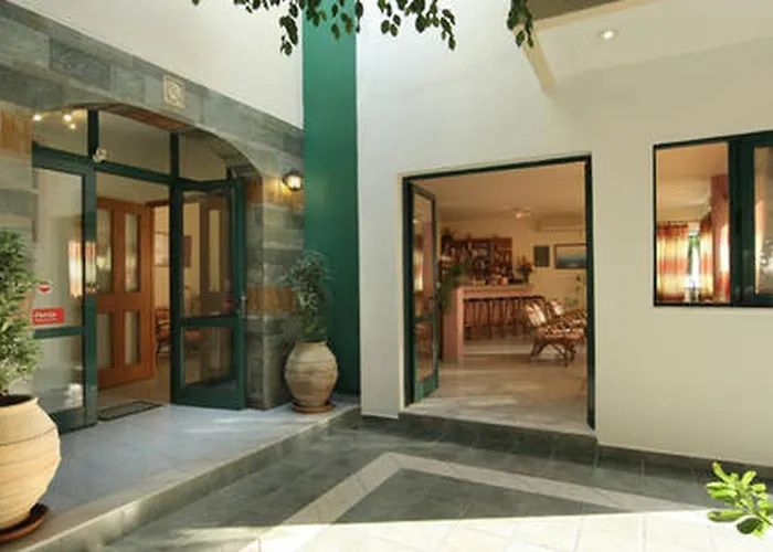 Golden Sun Center Apts Apartamento *