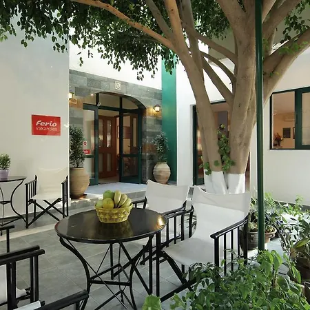 Aparthotel Golden Sun 3*